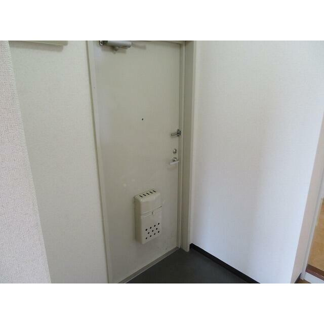 クレール１８の玄関