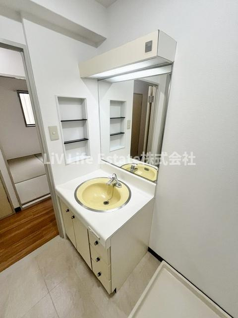 ライオンズマンション東伏見の洗面所