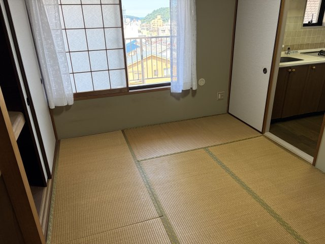 エクセレントプラザ湯河原３番館の和室