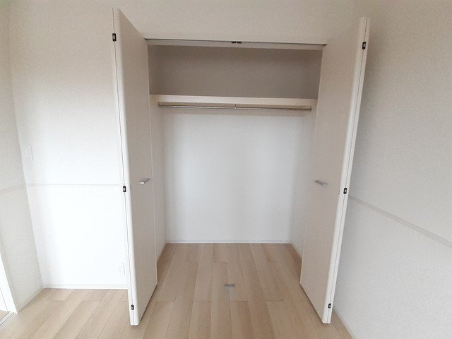 レフィナードＢの収納