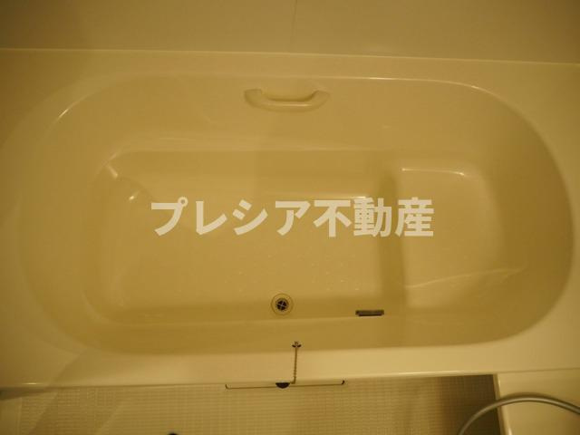 セラヴィ甲子園の浴室