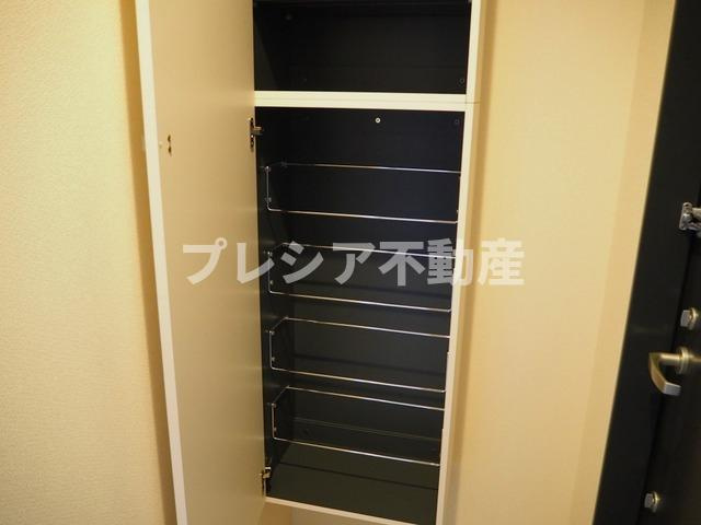 セラヴィ甲子園の収納