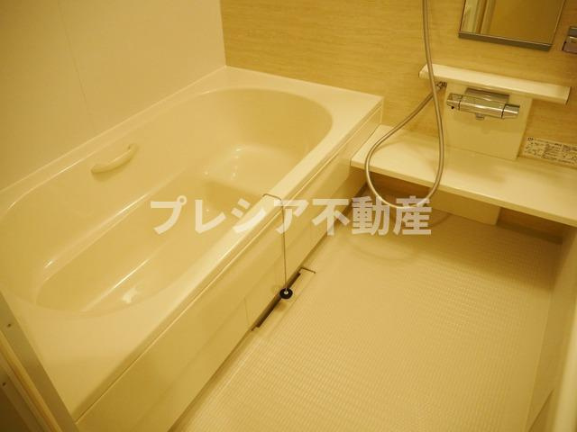セラヴィ甲子園の浴室