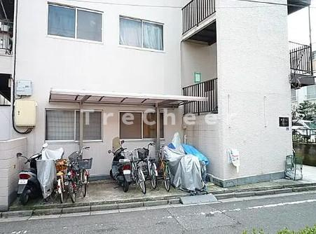豊陽ビルのエントランス