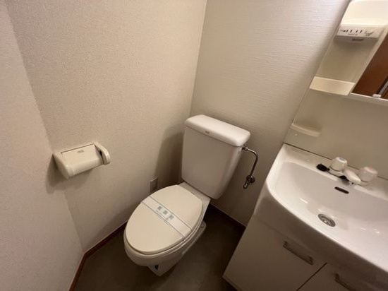 所沢市東町のアパートのトイレ
