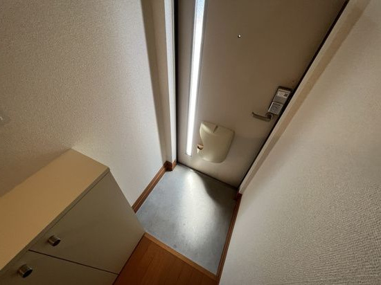 サンイング所沢の玄関
