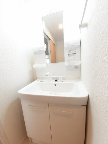 グラン　テレーノ　Ｅの洗面所|使いやすい洗面所です