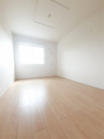 グラン　テレーノ　Ｅの内装|内装は落ち着いています
