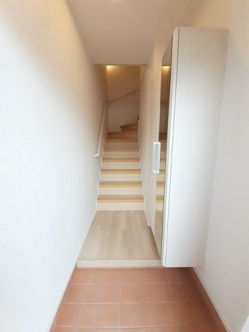 ジェネシスⅥの玄関|落ち着いた玄関です