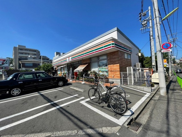 Ｖｅｒｉｓａ　Ｋａｍｉｙｏｇａのその他|セブン-イレブン 世田谷上用賀１丁目店