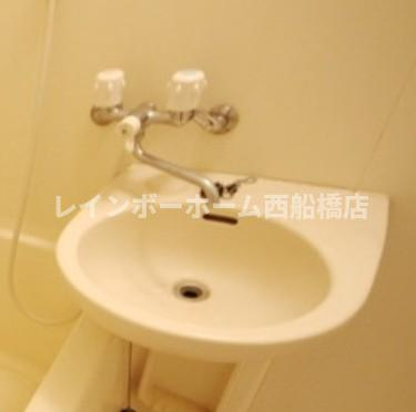 クレオ舞浜Aの洗面所