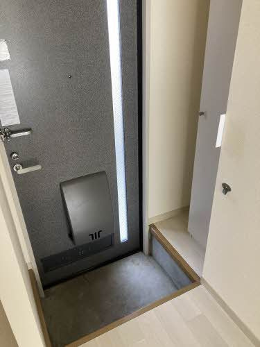 グリーンヒルズＣの玄関