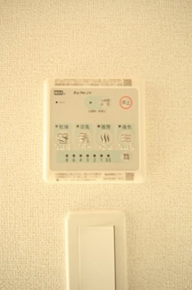 【設備】 | （仮称）千渡アパート | 浴室乾燥機パネルです