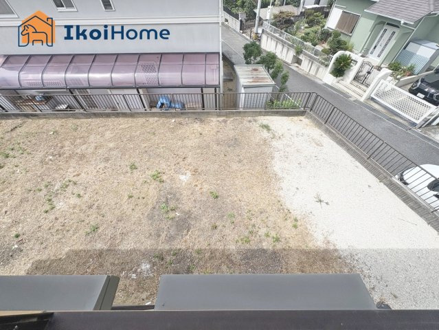 神戸市西区月が丘５丁目　中古戸建のバルコニー|物件・当店の最寄駅まで無料送迎！最短10分で指定場所へお迎えに向かいます！まずはお問い合わせください