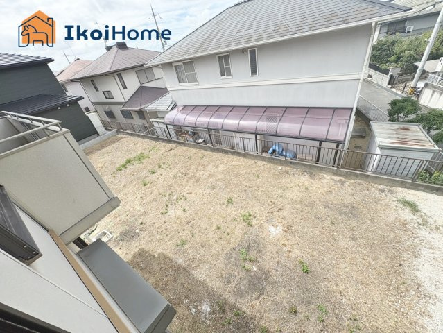 神戸市西区月が丘５丁目　中古戸建のエントランス|●年中無休：当日予約可●弊社独自の「自己資金0円プラン」もあります。ご相談承ります！