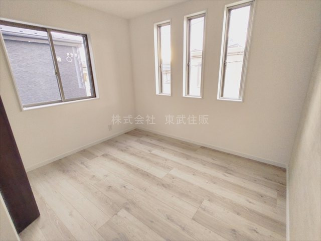 【寝室】の画像
