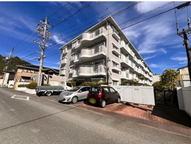 【外観】 | チュリス川合 中古マンション | きれいな外観です