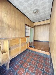 【玄関】 | 大館市釈迦内字高館下8-27・中古住宅☆期間限定現況販売☆
