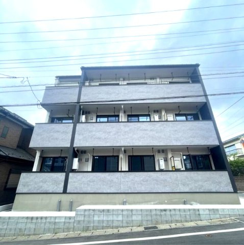 MELDIA秋山の外観