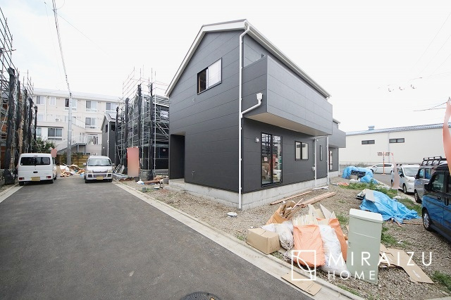 【外観】 | 人生100年時代、永く安心してお住まいいただくために、大切なご家族と財産を守ることのできる地震に強い安心な住宅！お休みの日にご家族で見学はいかがでしょう♪