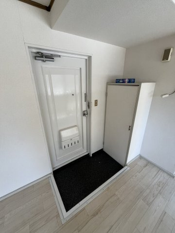 【玄関】
