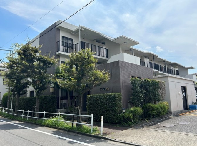 パルティール茂呂の外観