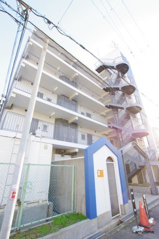 第4エンシンハイツ　仲介手数料無料の外観