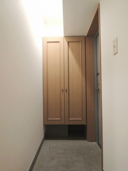 広い玄関 