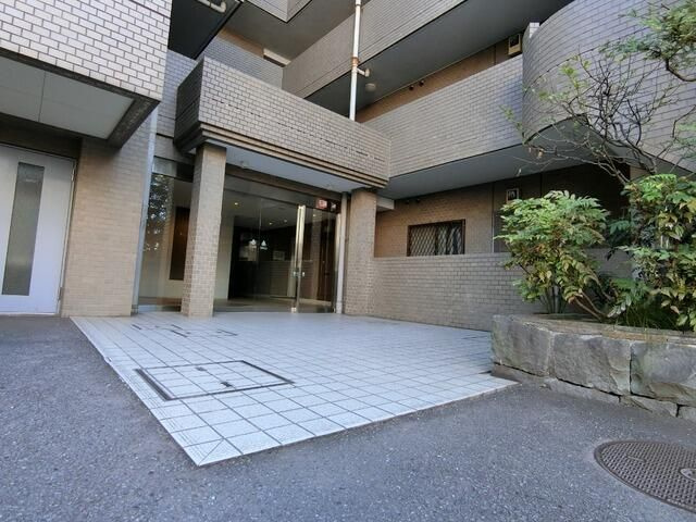 アビタシオンクレールのエントランス