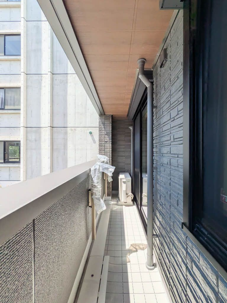 シャーメゾン　ウィステリアのバルコニー