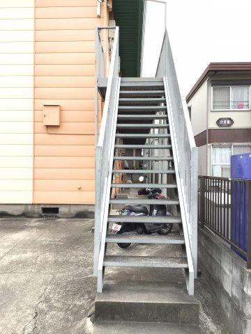 あるゾウパレス六反町のエントランス|落ち着いたエントランスです