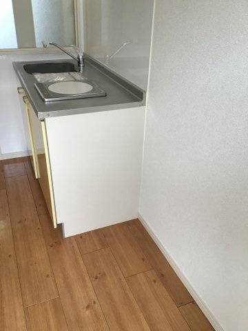 あるゾウパレス六反町のキッチン|冷蔵庫置場