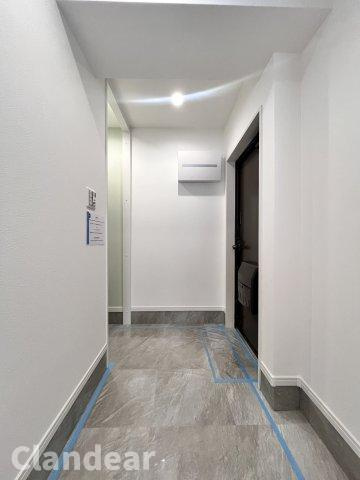 金町ハイツの玄関|ドキドキの新生活も、安心してスタート。ぴったりの住まいを見つけませんか？クランディアが一緒に住まい選びをサポートします‼　まずは、お気軽にお問合せください　＃クランディア