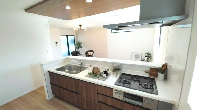 神戸市垂水区千代が丘　新築一戸建てのキッチン