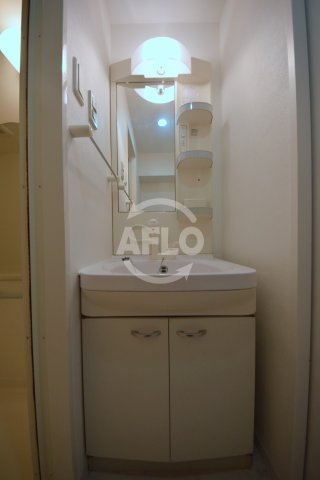コスモリード谷町六丁目の独立洗面台|ドゥーエ谷町　独立洗面台