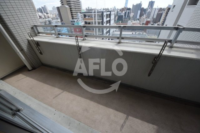 コスモリード谷町六丁目のバルコニー|ドゥーエ谷町　バルコニー