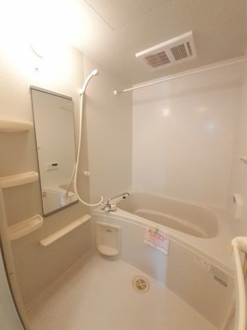 アンダンテＡの浴室