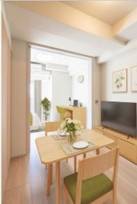 LIVIO MAISON浅草雷門の居間・リビング|モデルルーム家具家電はありません、ナチュラル