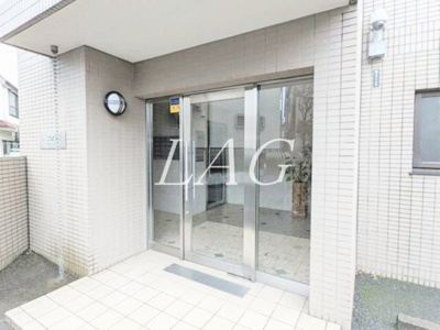 【エントランス】 | アソシエール駒沢 | エントランスです。