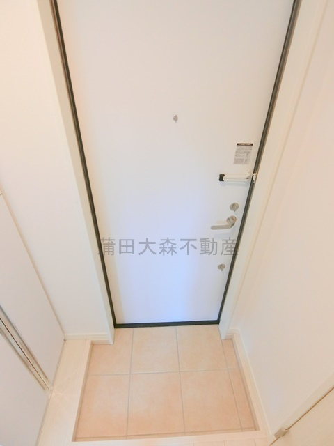 address HONHANEDA(アドレスホンハネダの玄関