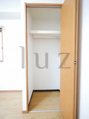 レグラス新横浜駅前の収納