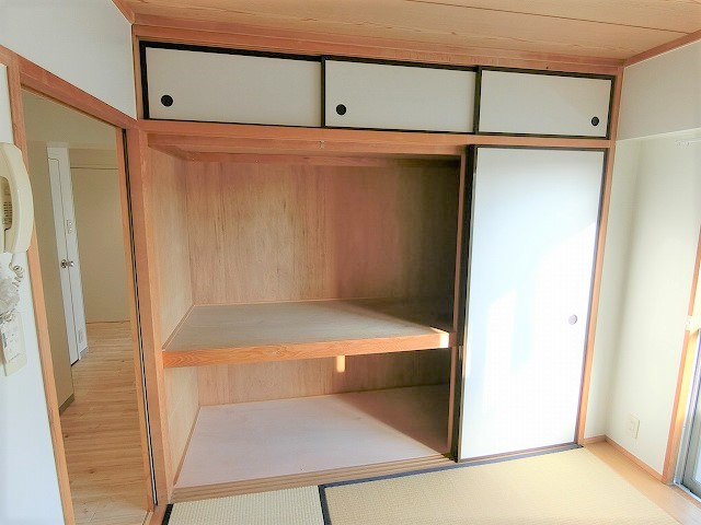 ビレッジハウス郷地9号棟の収納