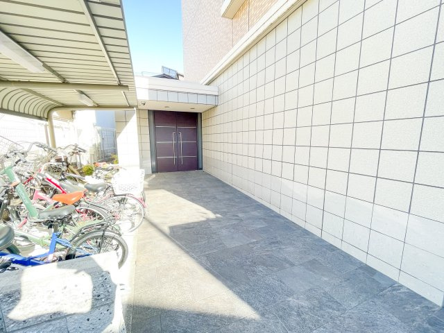 グランディオーソ住吉大社 住居のエントランス