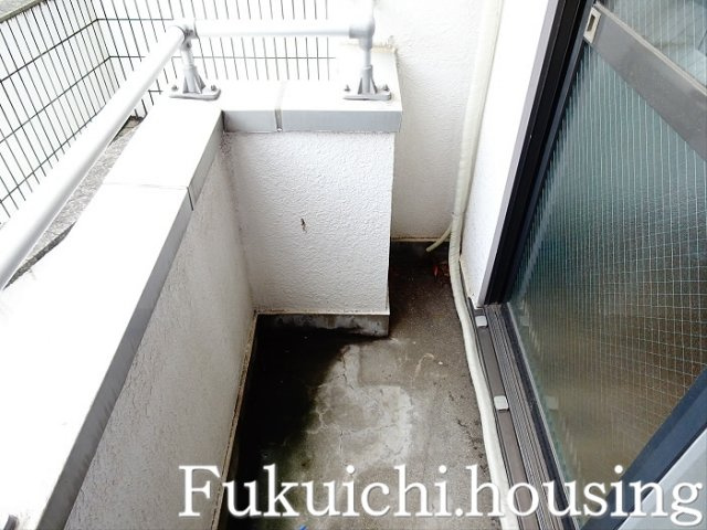 ハイフラット赤堤のバルコニー