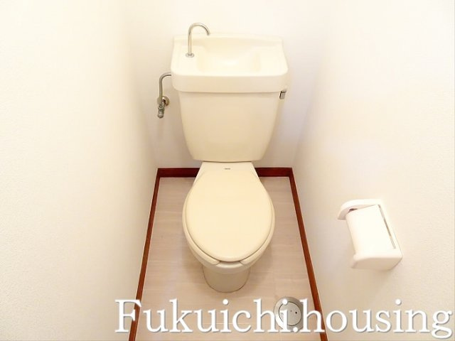 ハイフラット赤堤のトイレ