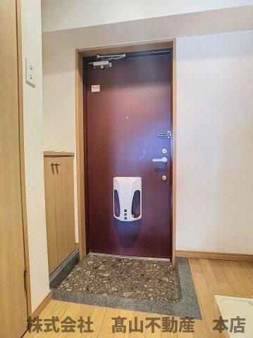 ギャラン文教の玄関|※掲載写真は同タイプの別号室です。実際の仕様・設備は内見時にご確認ください