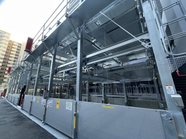 レーベン水戸ONE STATE TOWERの駐車場