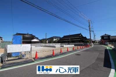 【前面道路含む現地写真】 | サンコート宇部市厚南北１丁目（２号地） | 現地（2026年8月19日撮影）
整備された道路に面する現地はお車の出し入れも楽々です。
