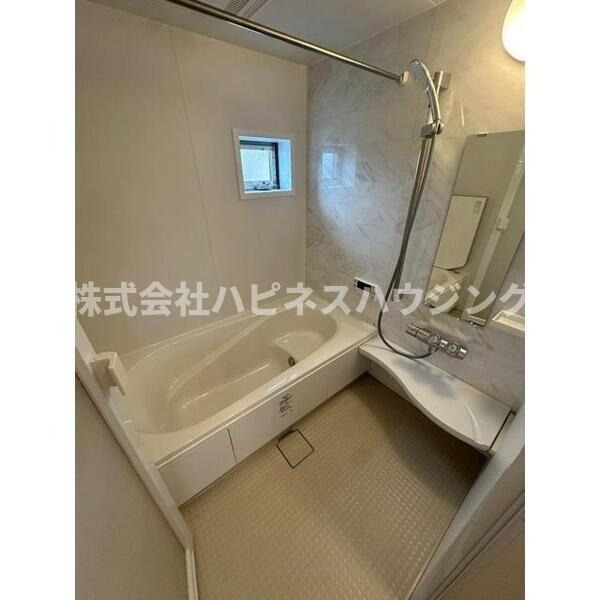 Ｋｏｌｅｔ柏南逆井～コレットカシワミナミサカサイ～の浴室