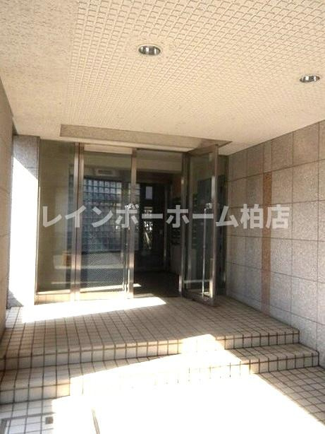 特典：仲介手数料が50％OFFです‼のその他|マンションの入口付近です